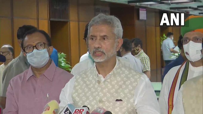 अफगानिस्तान में फंसे 600 से ज्यादा भारतीय लौटे वतन, सरकार ने बताए ताजा हालात