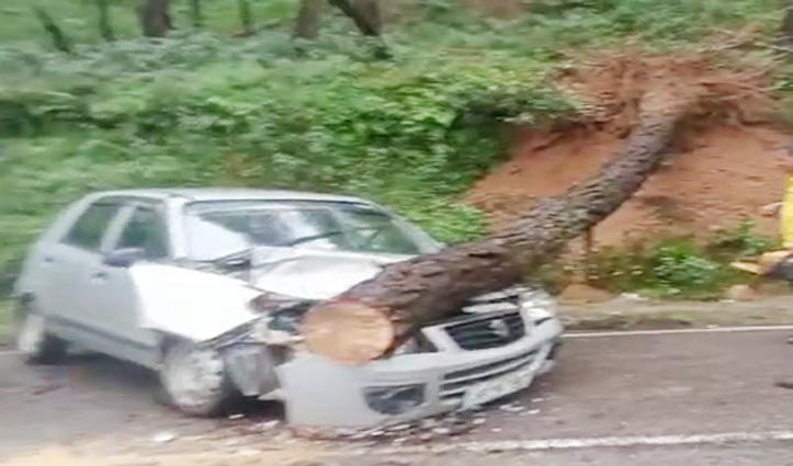 भूस्खलन :  हिमाचल में बारिश का कहर;मंडी-पठानकोट एनएच कुछ देर के लिए बंद